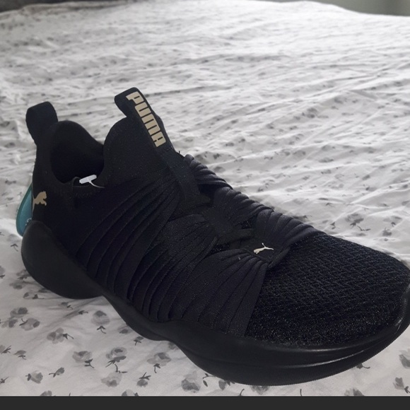 NWOT Puma Women Flourish WNS Sports Shoes -Size 8 - Picture 4 of 5